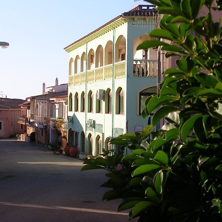 Hotel Smeraldo Canneddi Екстер'єр фото