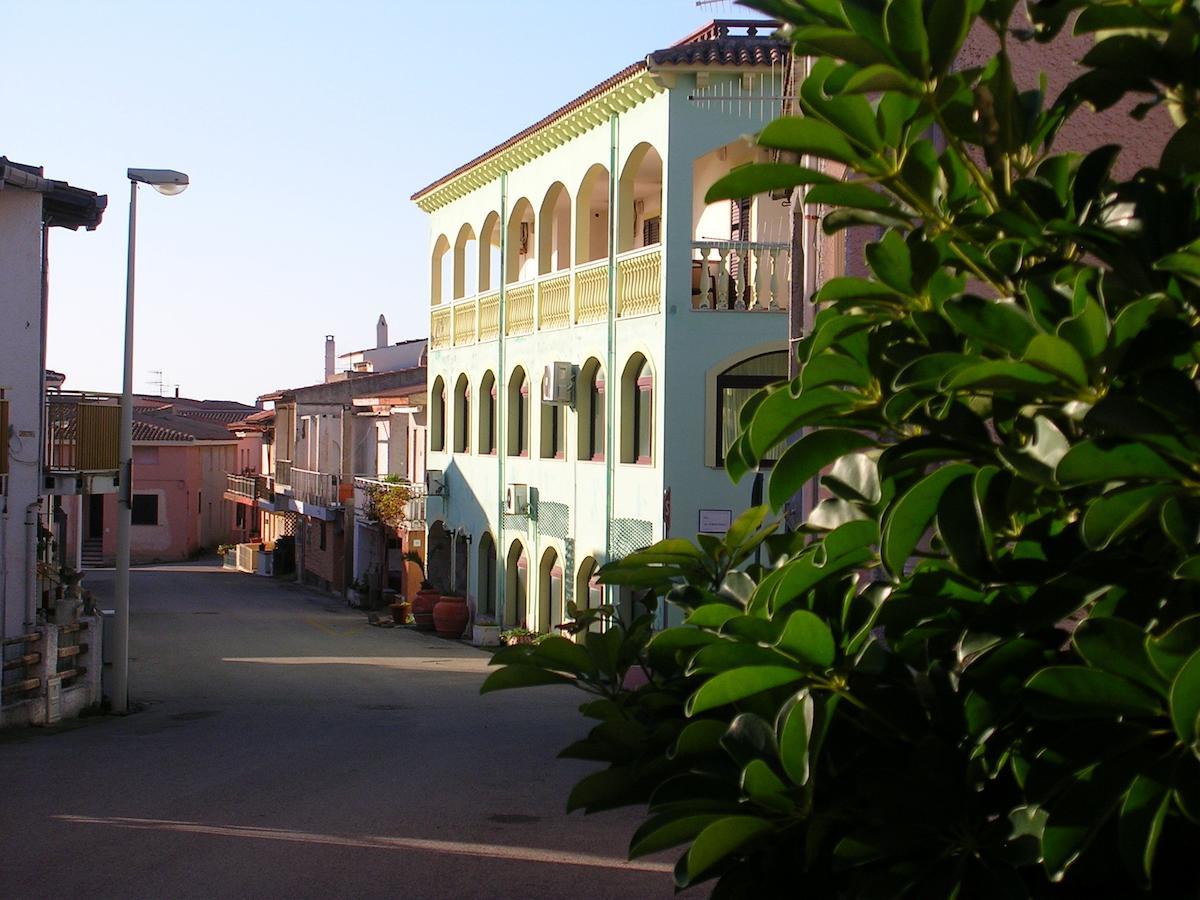 Hotel Smeraldo Canneddi Екстер'єр фото